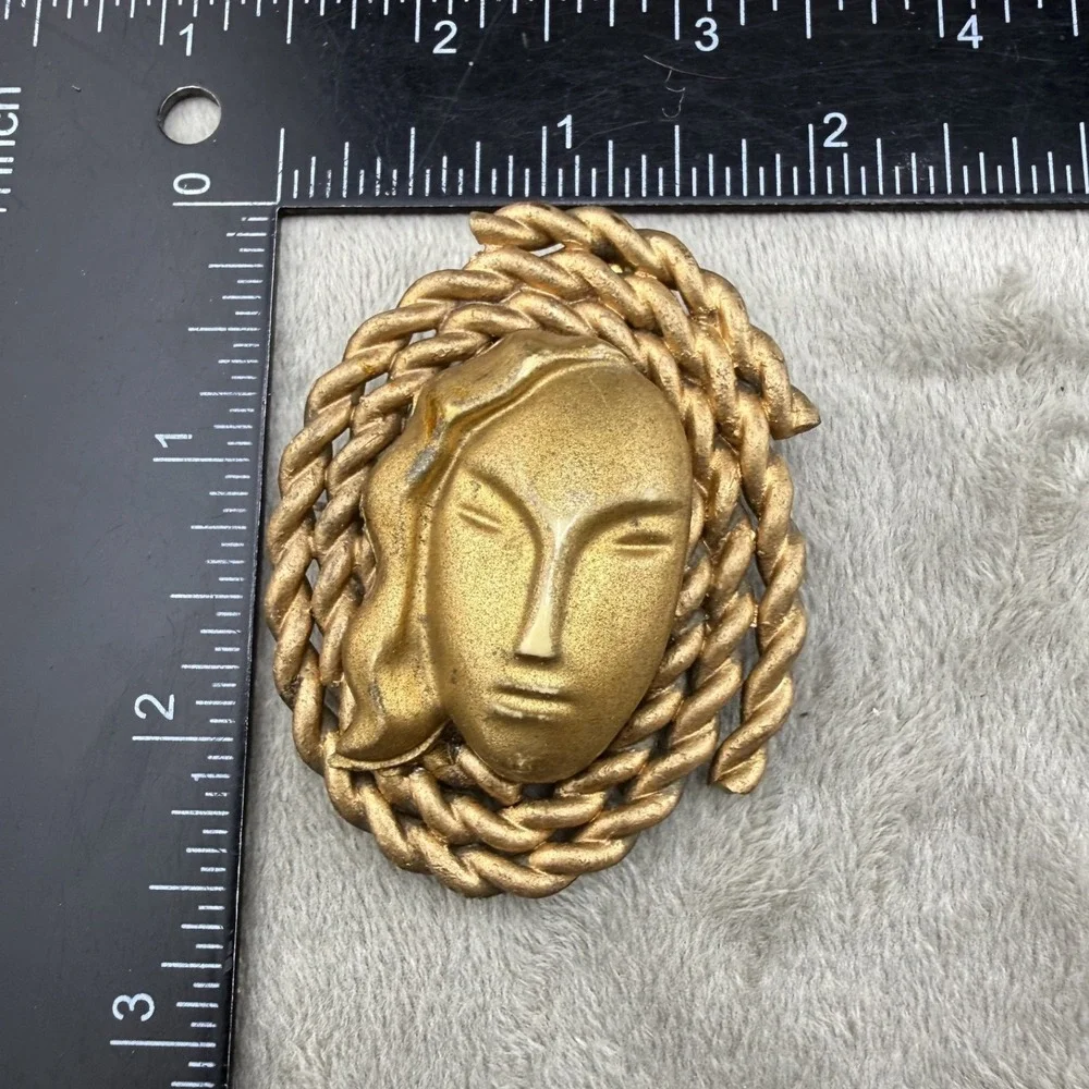 Vintage Estate Mask Brooch Gold Tone Face Rope Border Lightweight